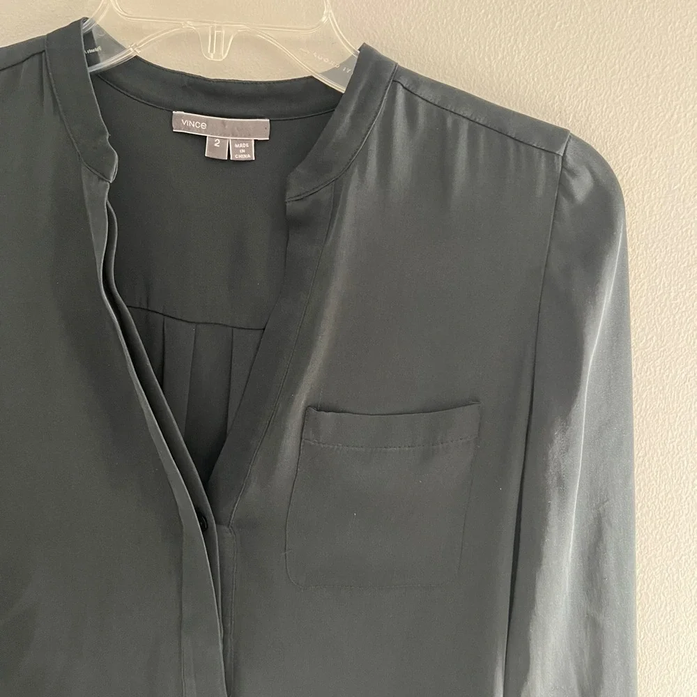 Vince Silk Blend Hi Low Popover Tunic‎ Blouse Black Split Neck Pocket Size 2